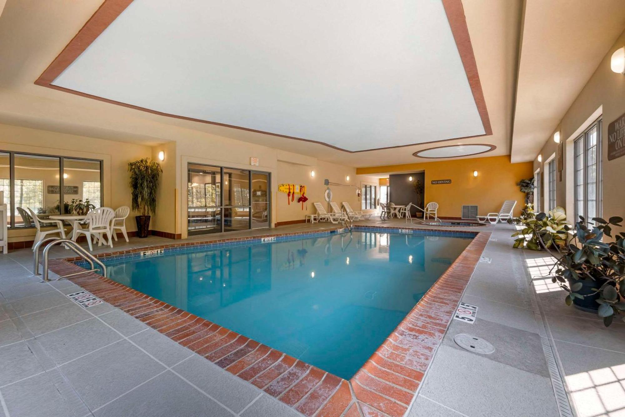 Comfort Suites Elizabethtown Zewnętrze zdjęcie